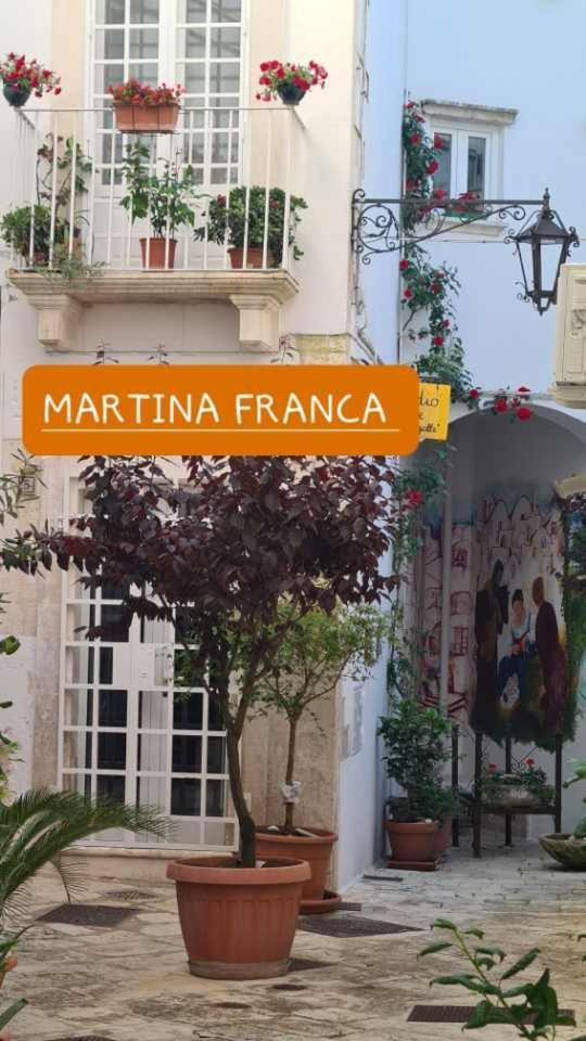 Appartamento Incantevole Finemente Arredato Martina Franca Exterior photo